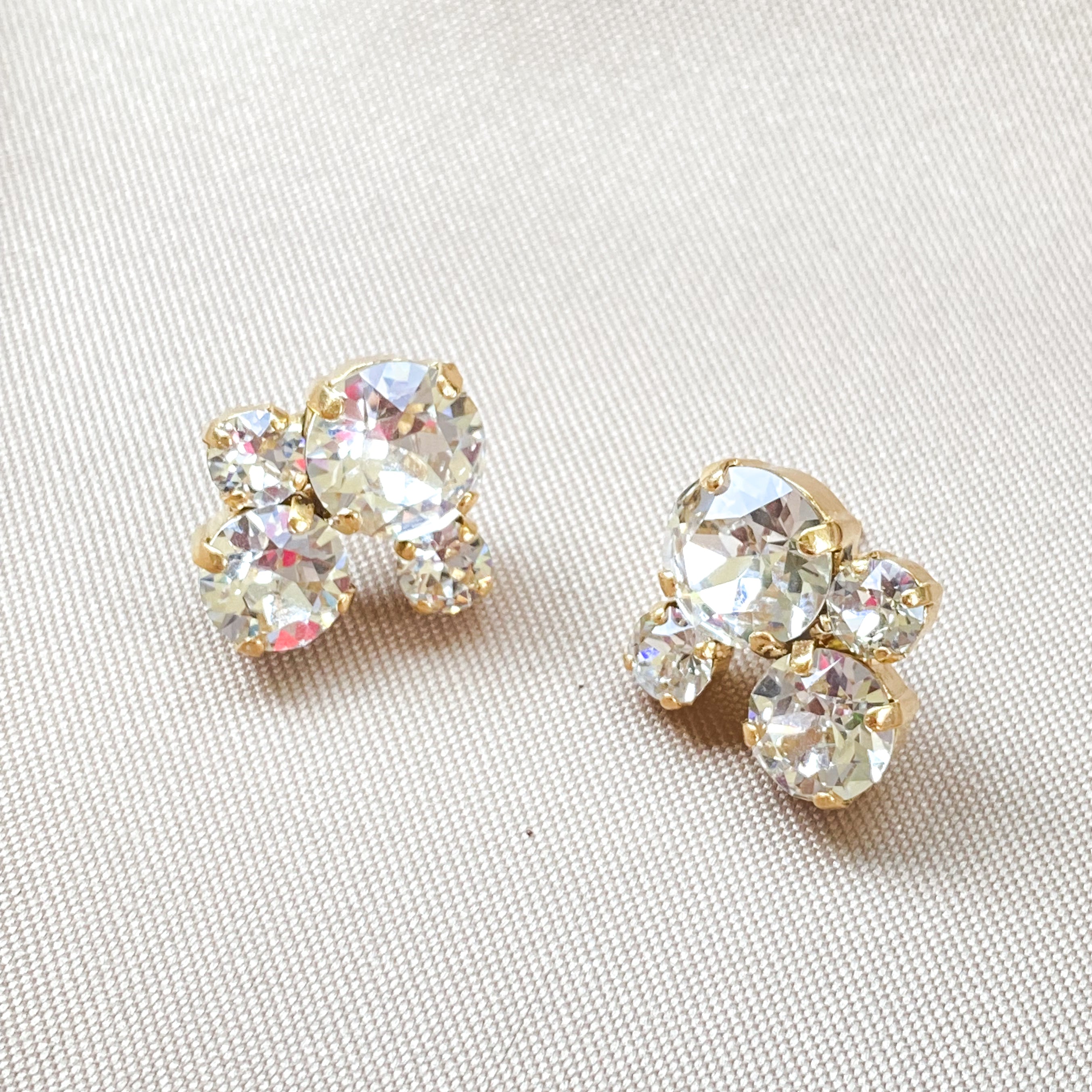 Chloe earrings / Crystal clear