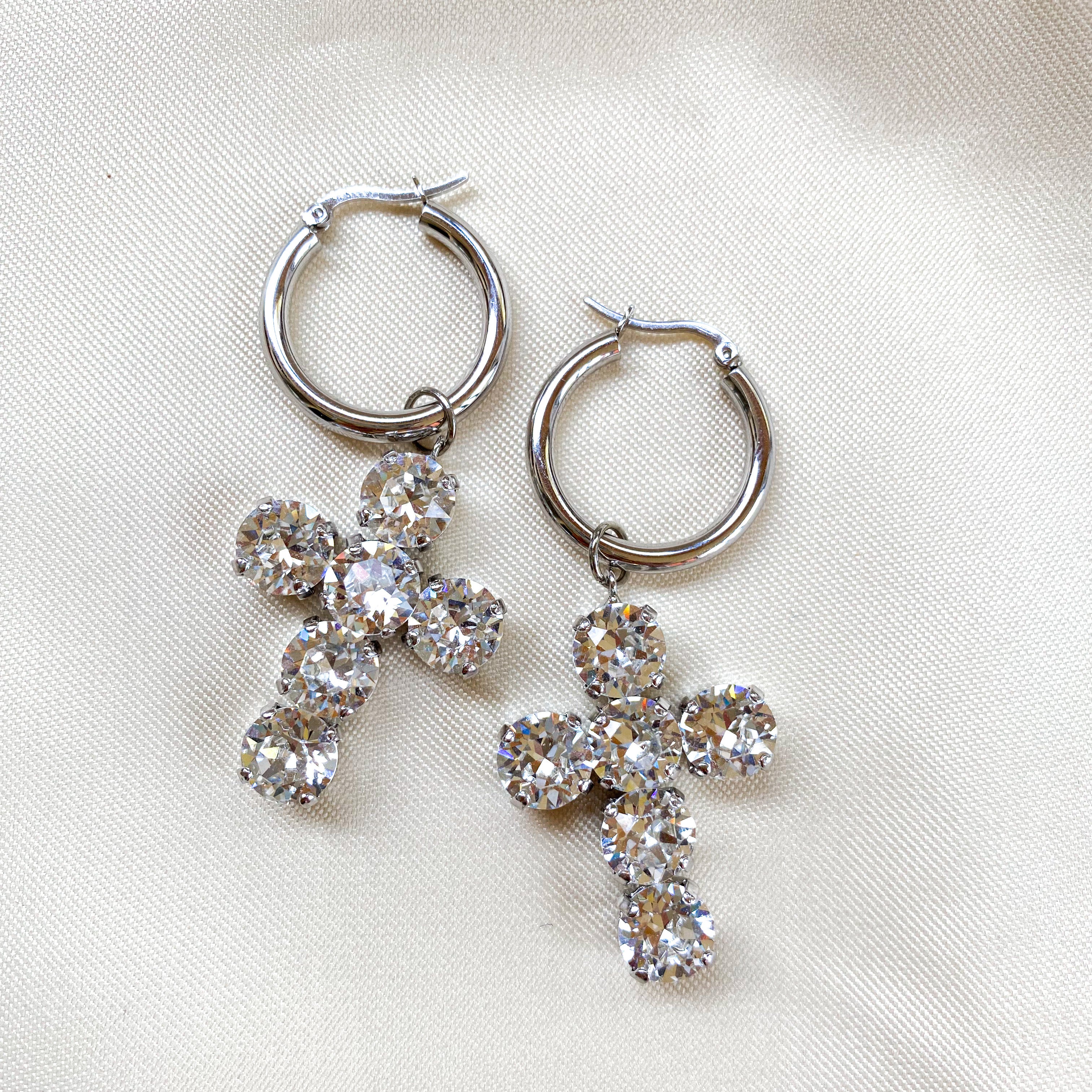 Carmen earrings / Crystal clear
